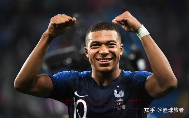 西媒:哈兰德有意明夏加盟皇马 后者视为锋线首选 西媒:哈兰德有意明夏加盟皇马 后者视为锋线首选